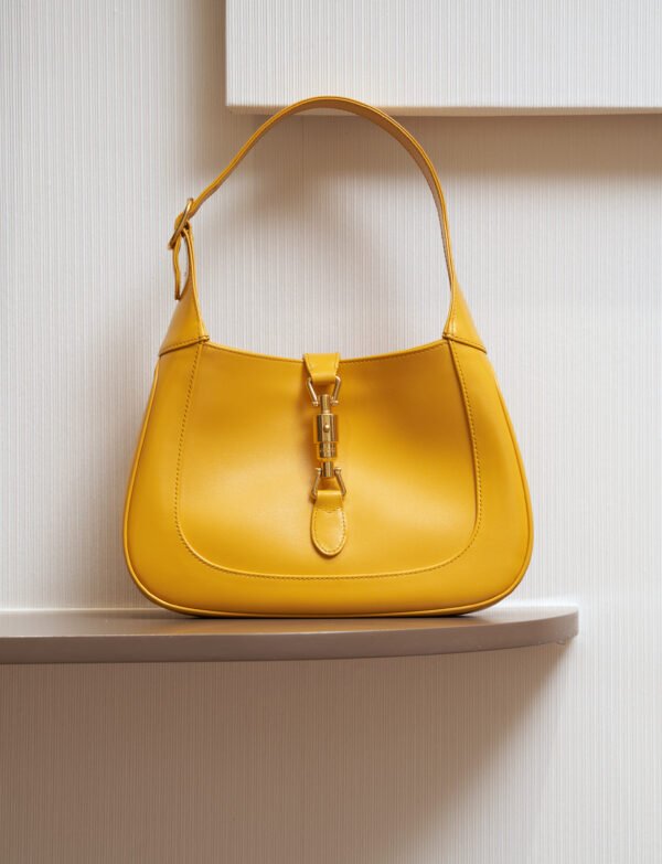 Gucci Jackie 1961 Mini Hobo Bag In Yellow Leather