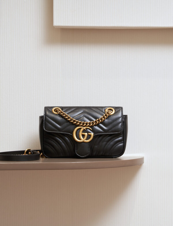 GG Marmont Small Matelassé Shoulder Bag