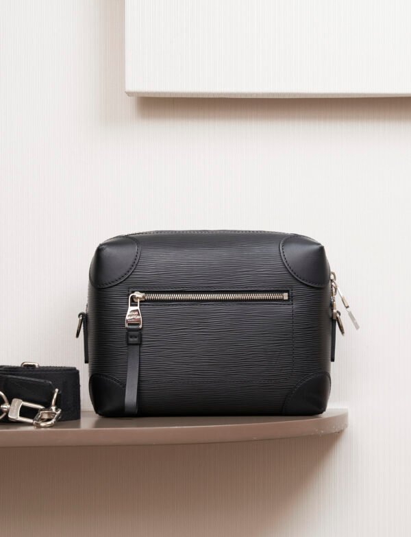 Louis Vuitton Supple Trunk Messenger Bag